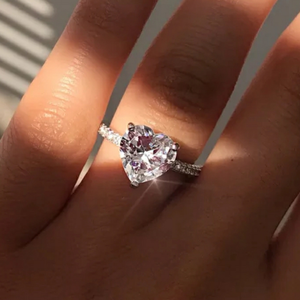 New Silver Heart Ring